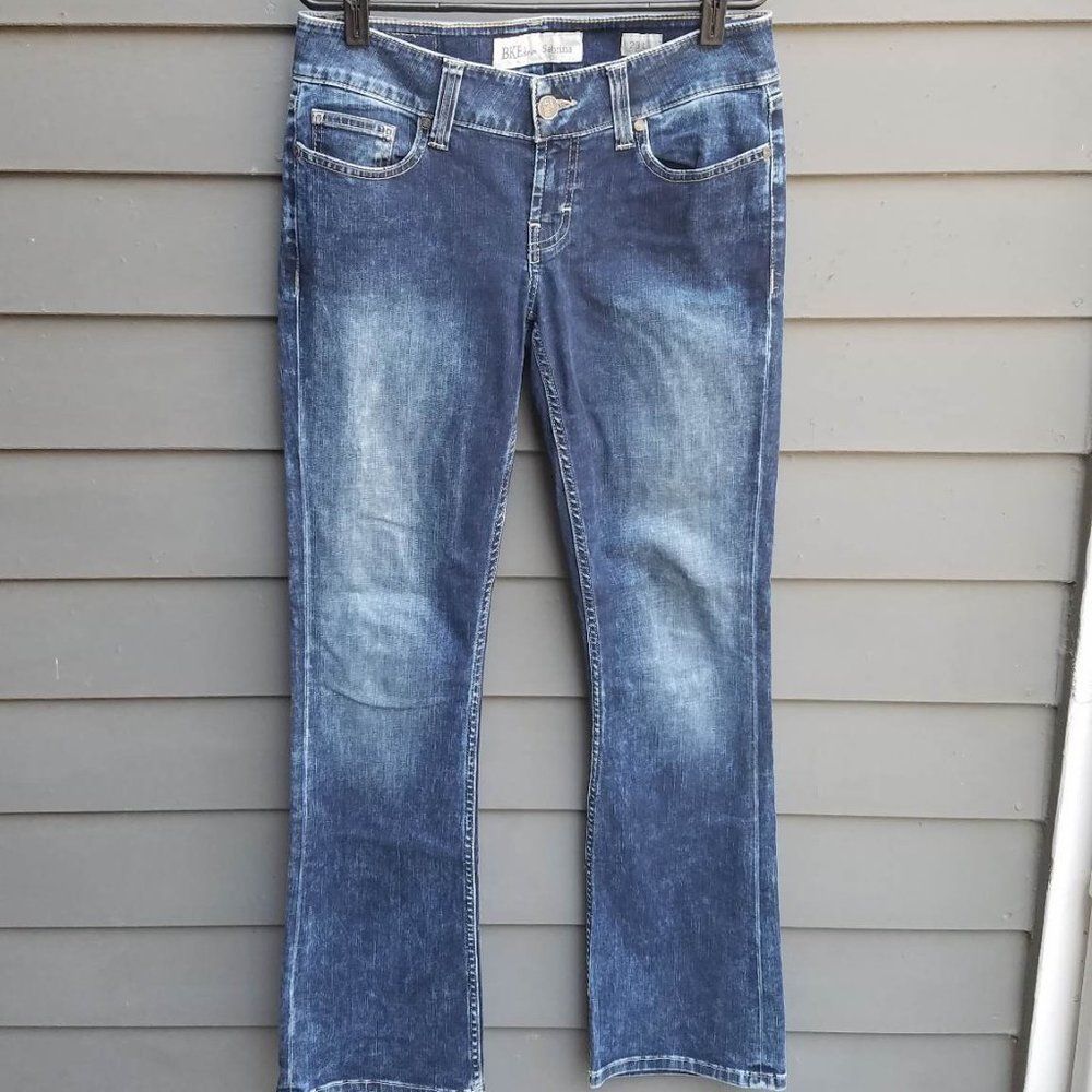 BKE Sabrina Jeans Size 29L (29 x 33 1/2) Excellent condition
